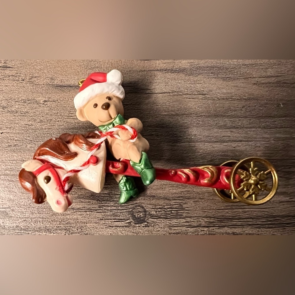 Hallmark NEW 2022 A Pony For Christmas 25th Anniversary Special Edition Ornament - Picture 7 of 9